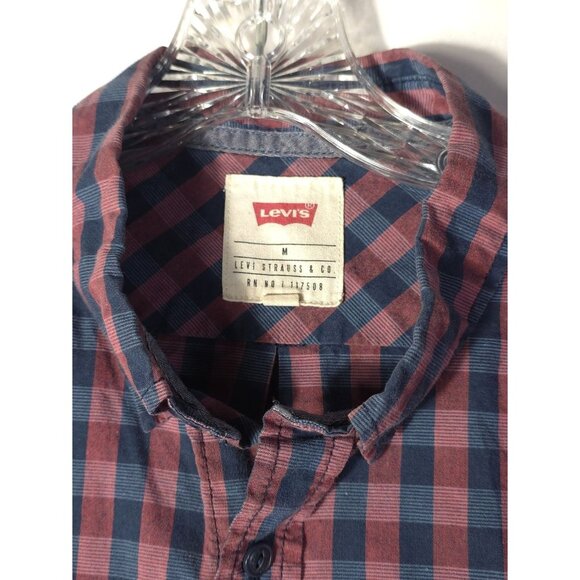 Levi's Short Sleeve Men's Medium Casual Shirts Red & Blue Checkered - Picture 2 of 8